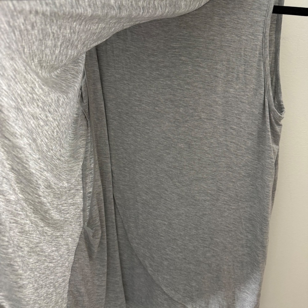 Kindred Bravely Grey Heather Nursing Tank Top Crossover Breastfeeding Access L - Picture 3 of 8